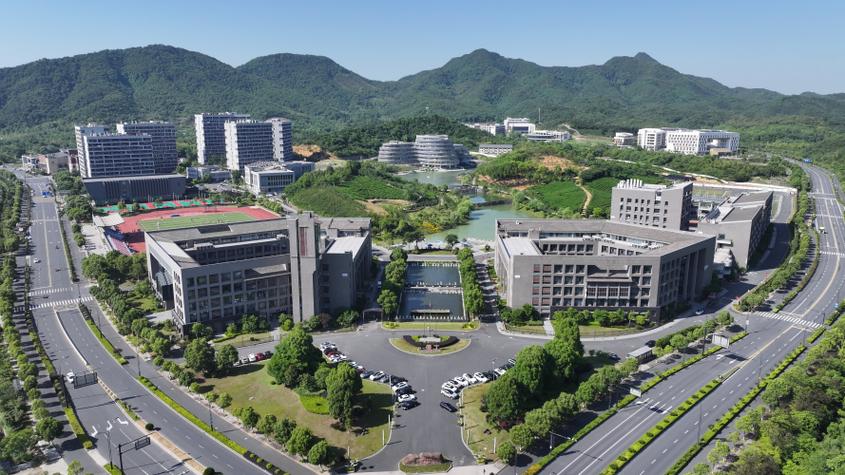 杭州电子科技大学信息工程学院2025年本科招生报考指南发布 信息科技赋能未来，四大亮点抢先看